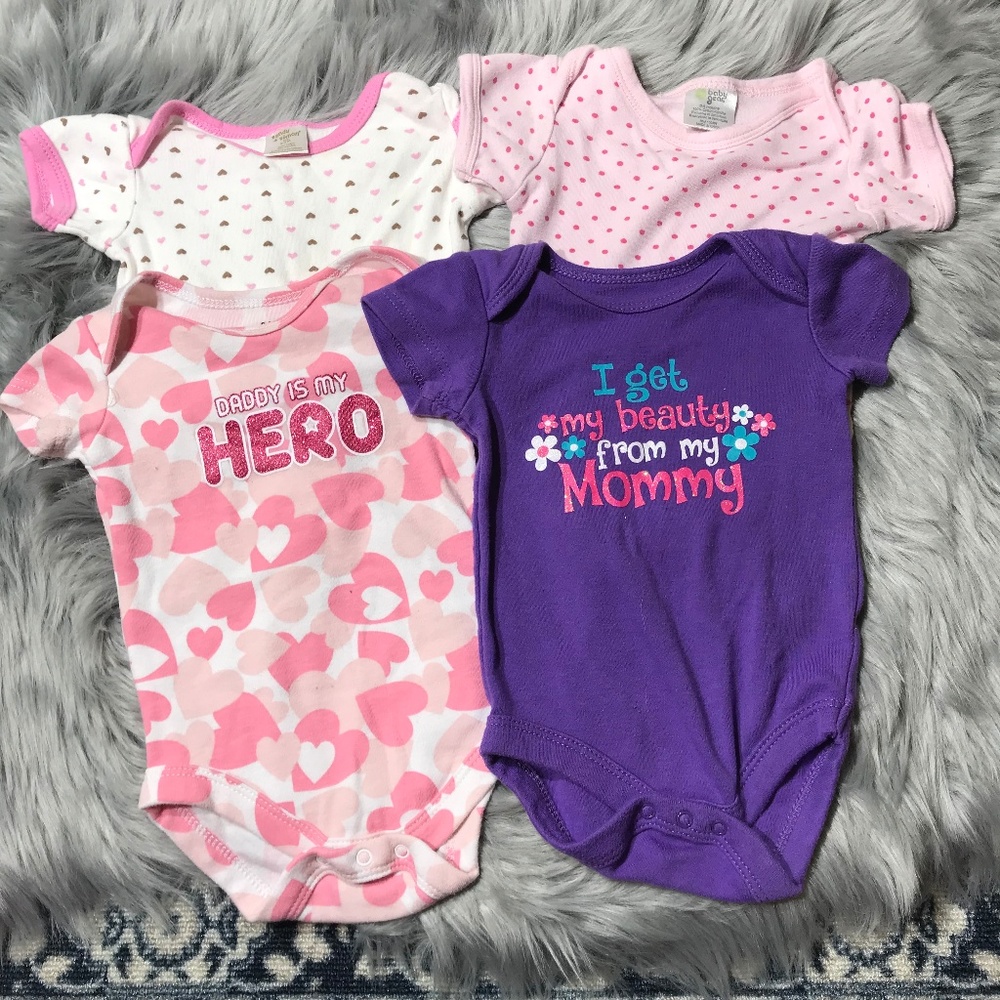 4 baby girl short sleeved bodysuits 0-3 months